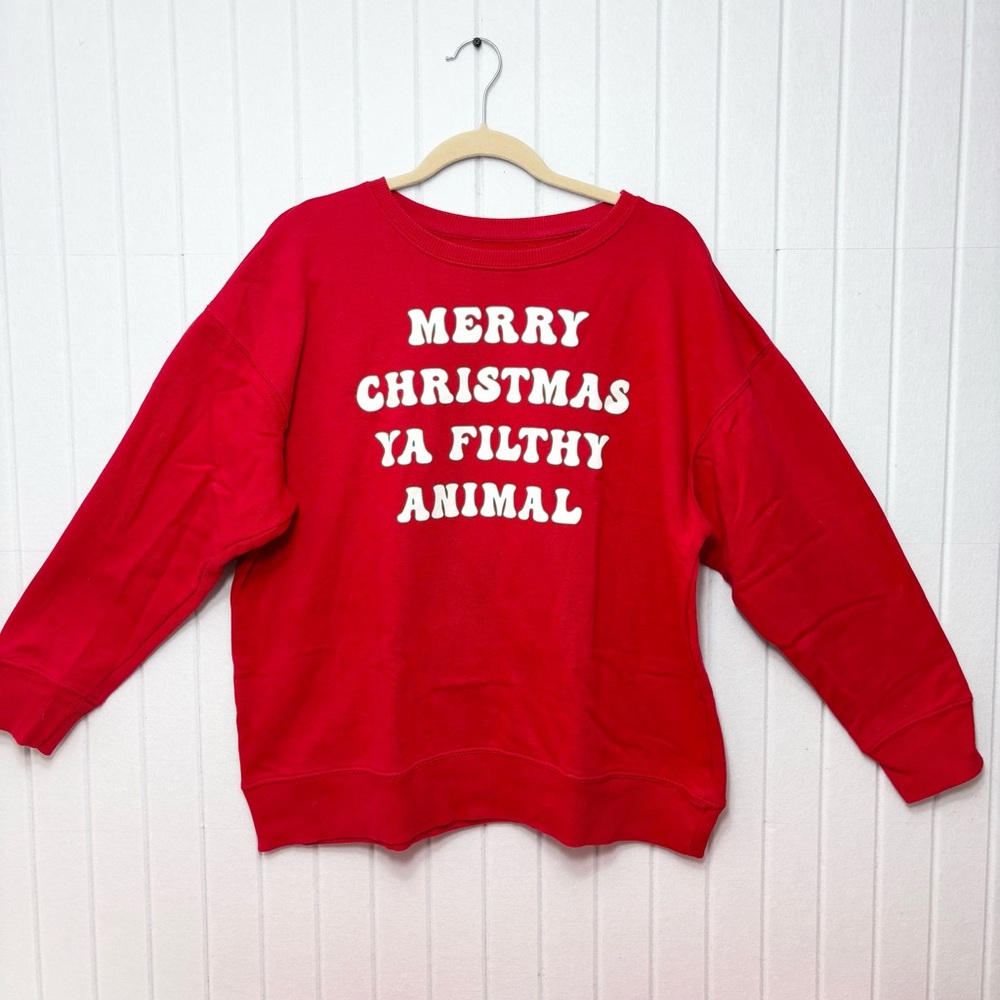 Holiday Time "Merry Christmas Ya Filthy Animal" Home Alone Red Sweatshirt‎